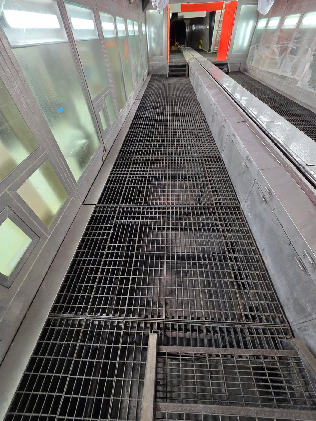 Paint booth floor cleaning